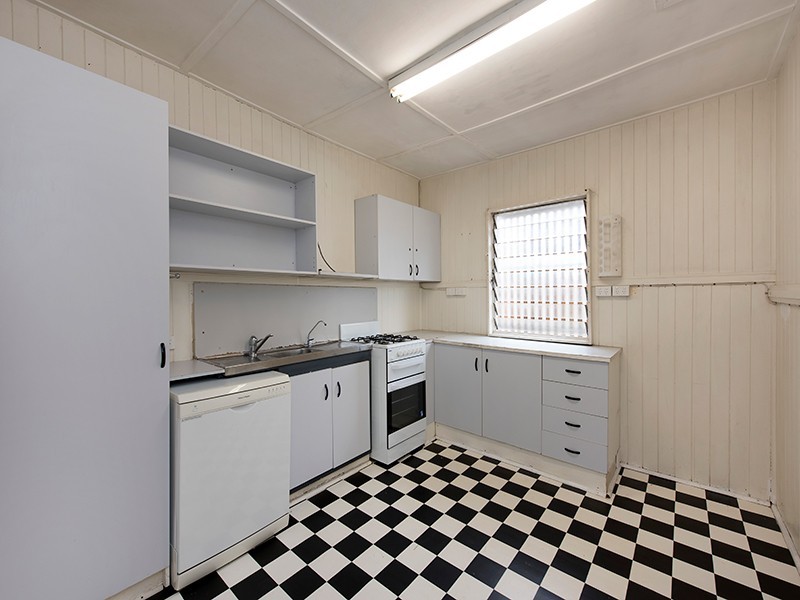 100 West Avenue, Wynnum QLD 4178