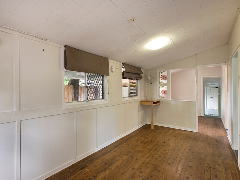 100 West Avenue, Wynnum QLD 4178