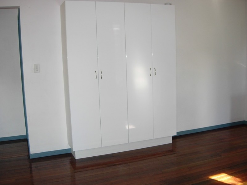 1  Boreen Street, Point Lookout QLD 4183