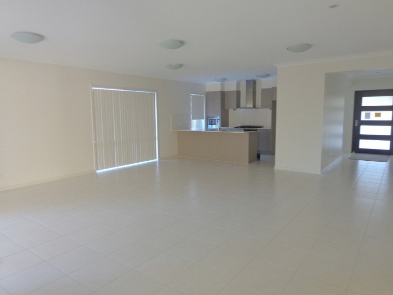 60 Haig Street, Wynnum QLD 4178