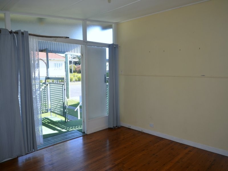 2/44 Grattan Terrace, Wynnum QLD 4178