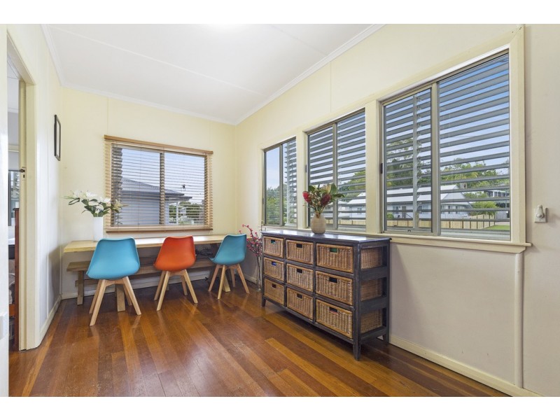 140 Kamarin Street, Manly West QLD 4179