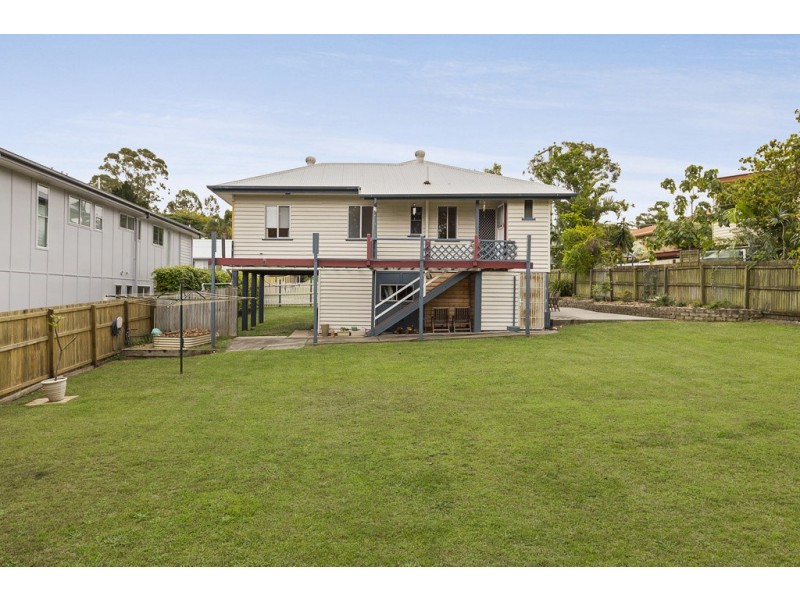 140 Kamarin Street, Manly West QLD 4179