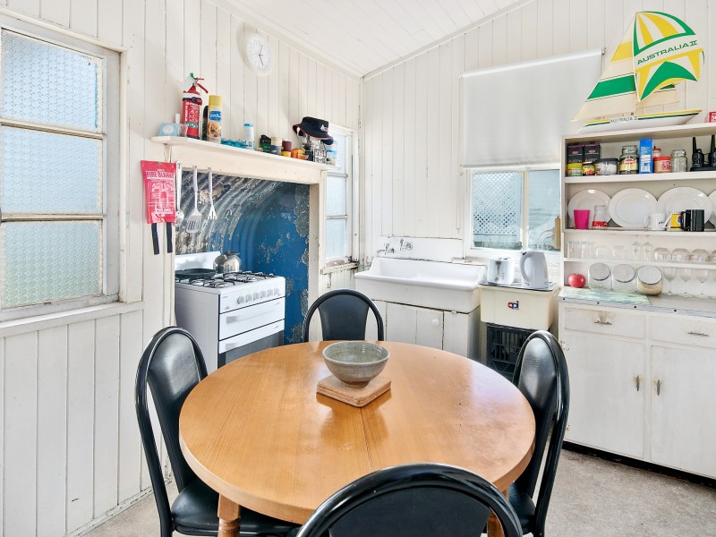 36 Tingal Road, Wynnum QLD 4178