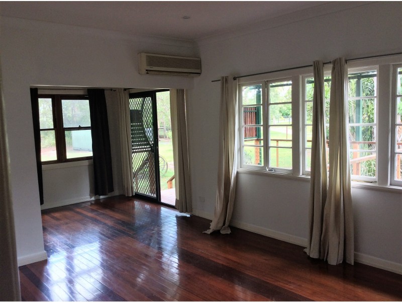 30  Herbert Street, Lota QLD 4179