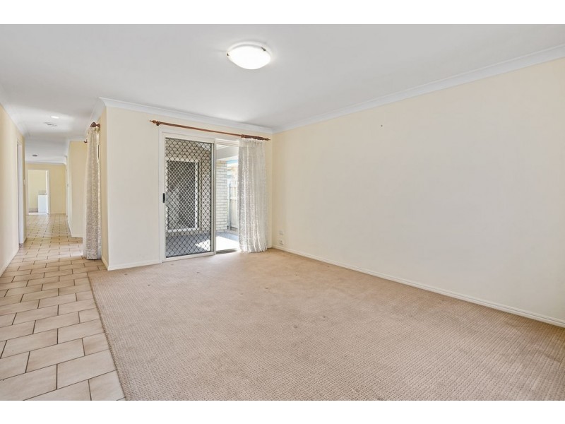 19 Davidson Street, Wynnum QLD 4178