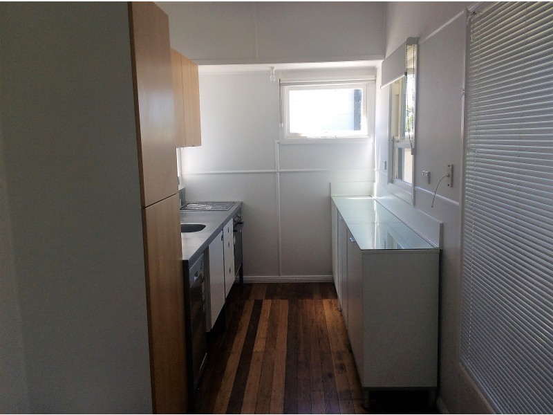 2 Barron Street, Wellington Point QLD 4160