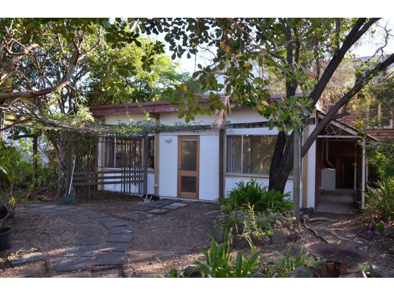 61a Whites Road, Manly West QLD 4179