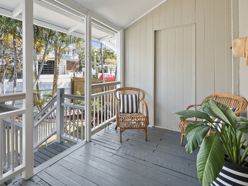 182 Melville Terrace, Manly QLD 4179
