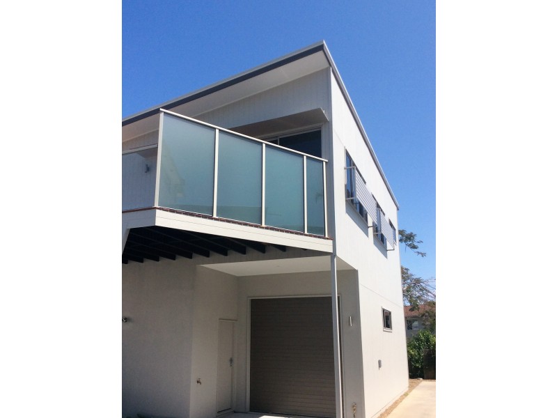 713 Esplanade, Lota QLD 4179