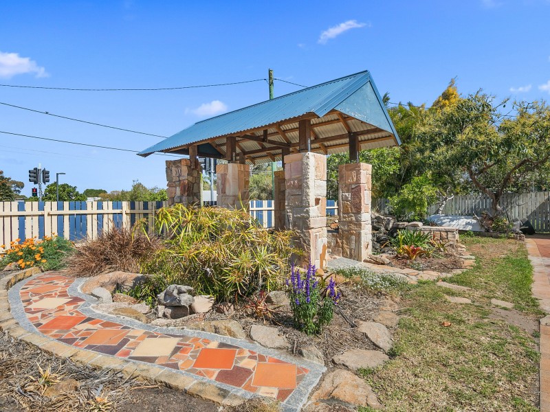 2302 Wynnum Road, Wynnum QLD 4178