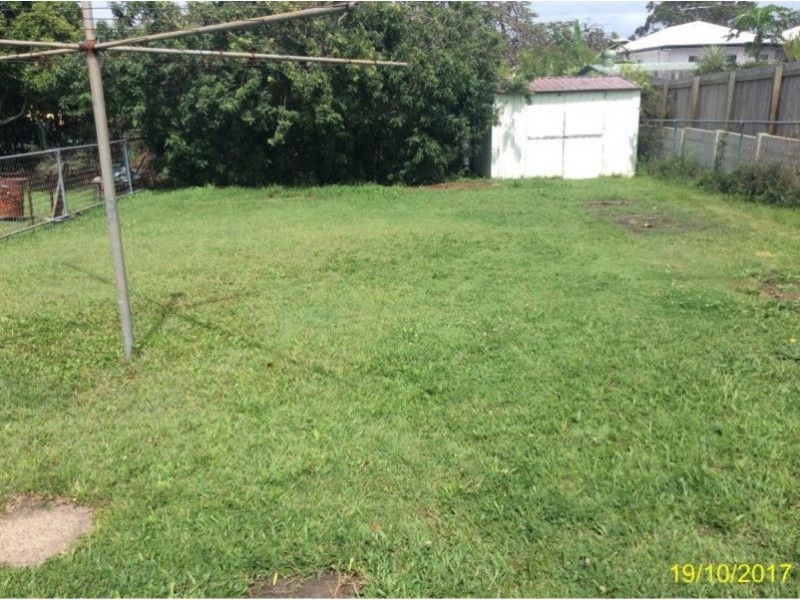 105 Whites Road, Lota QLD 4179