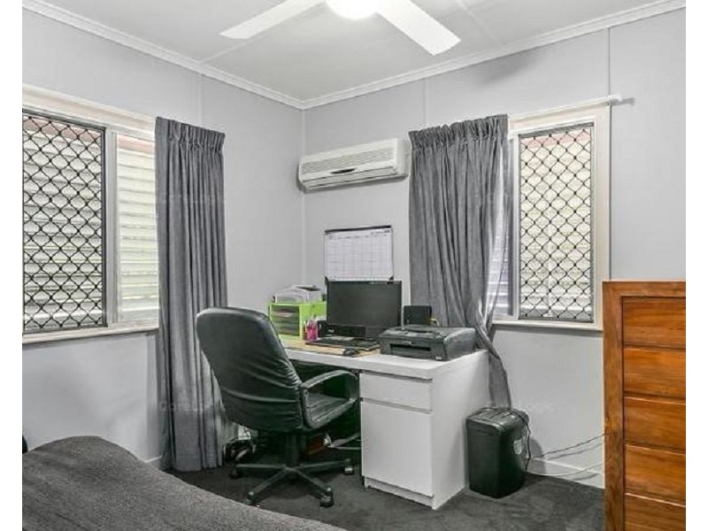 24 Ure Street, Wynnum QLD 4178