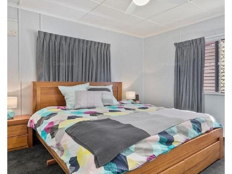 24 Ure Street, Wynnum QLD 4178