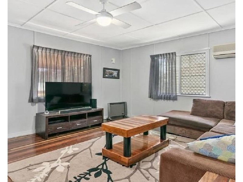 24 Ure Street, Wynnum QLD 4178