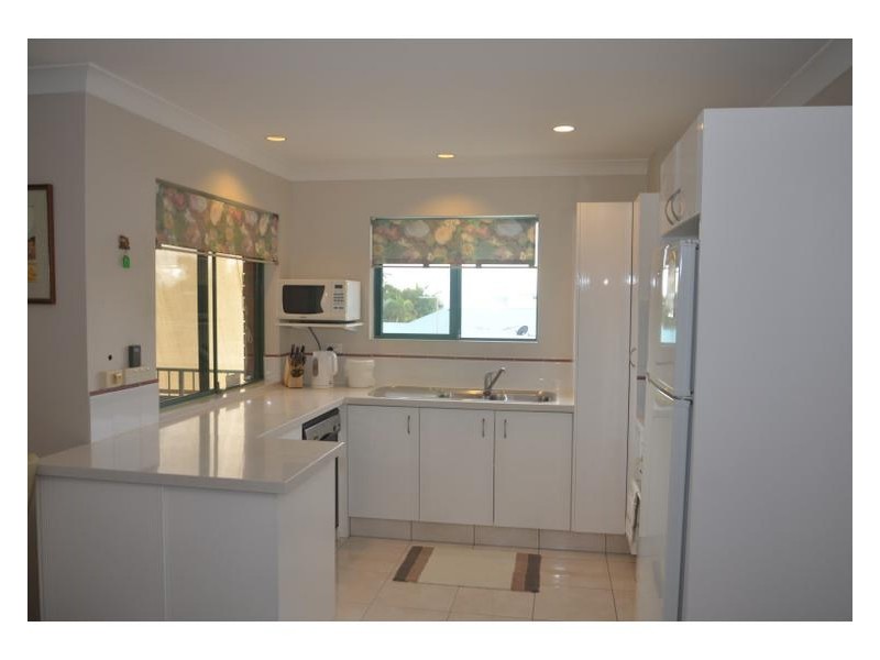 6/30 Edith Street, Wynnum QLD 4178