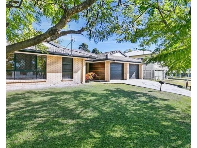 45 Roseberry Parade, Wynnum West QLD 4178