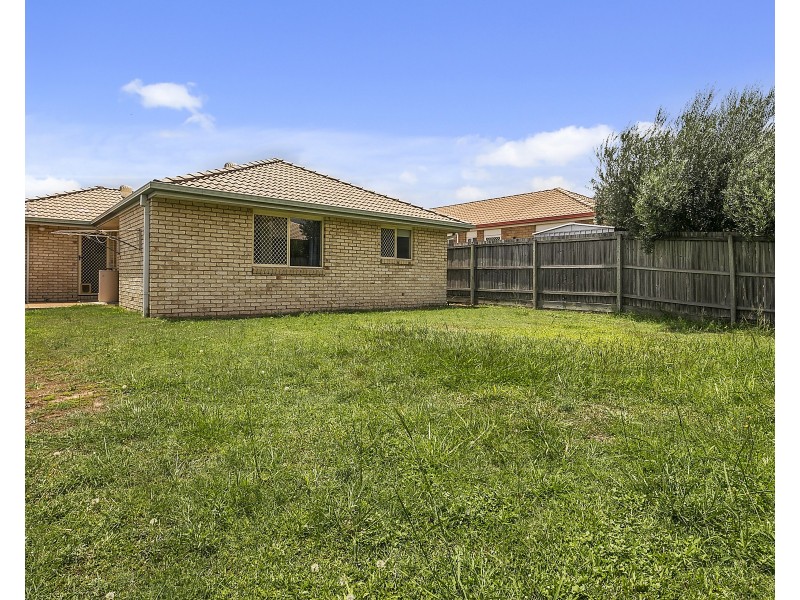 14 Magdalene Street, Wynnum West QLD 4178