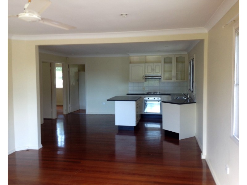 81 Haylock Street, Wynnum QLD 4178