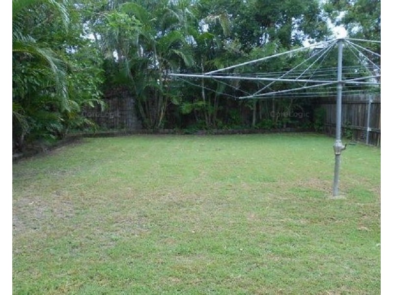 81 Haylock Street, Wynnum QLD 4178