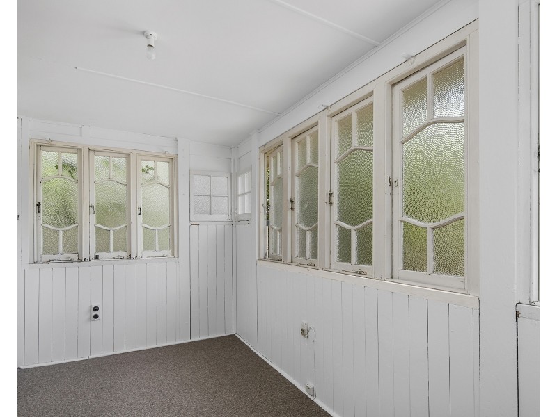 190 Gordon Parade, Manly QLD 4179