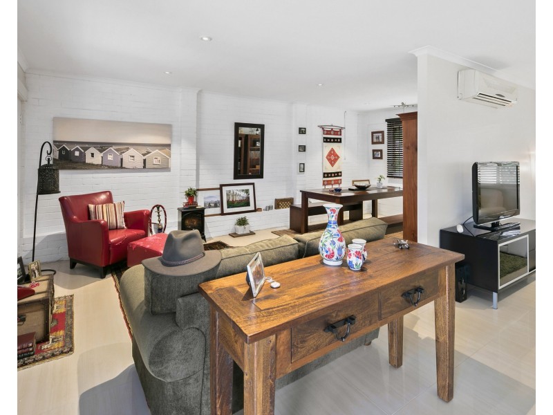 15 Barramundi Street, Manly West QLD 4179