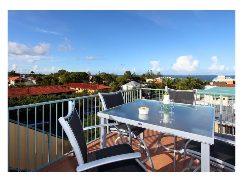 6/30 Edith Street, Wynnum QLD 4178