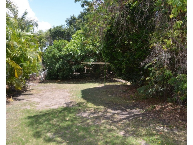 99 Pine Street, Wynnum QLD 4178