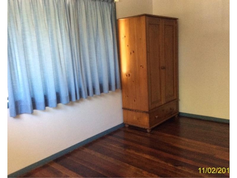 1 Boreen Street, Point Lookout QLD 4183