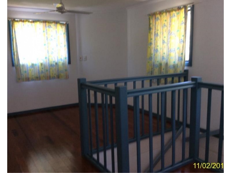 1 Boreen Street, Point Lookout QLD 4183
