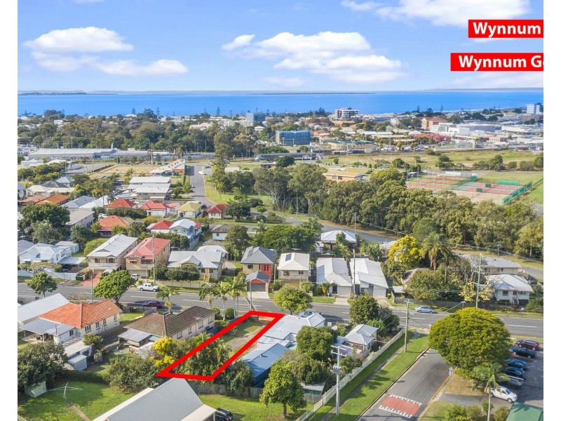 82 Stradbroke Avenue, Wynnum QLD 4178