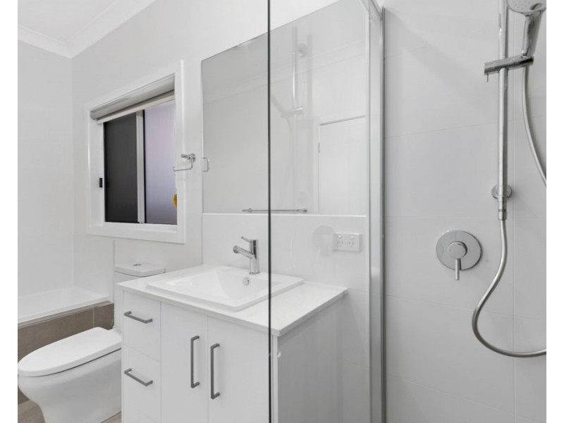 17 Wells Place, Wynnum West QLD 4178