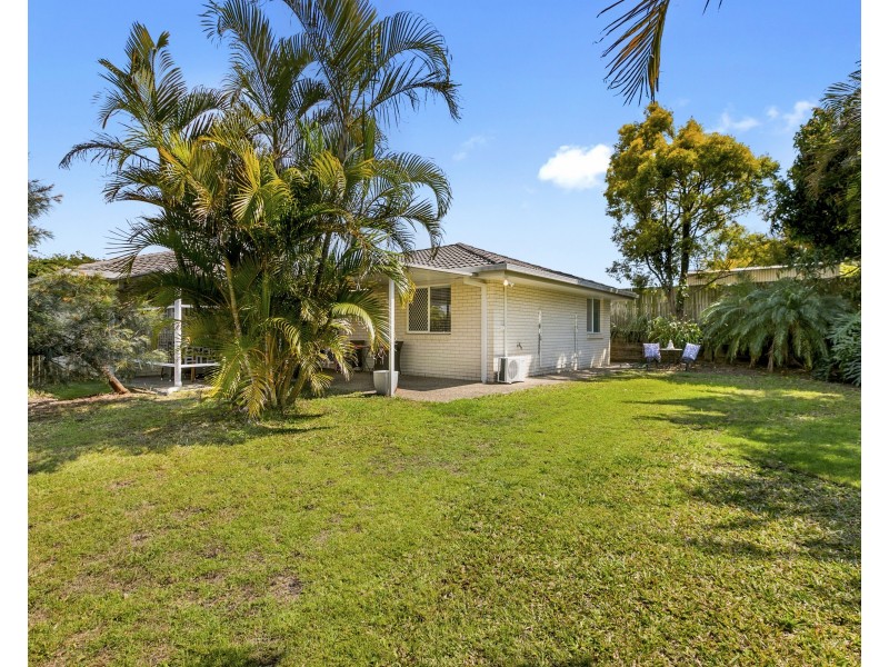 1 Coral Close, Manly West QLD 4179