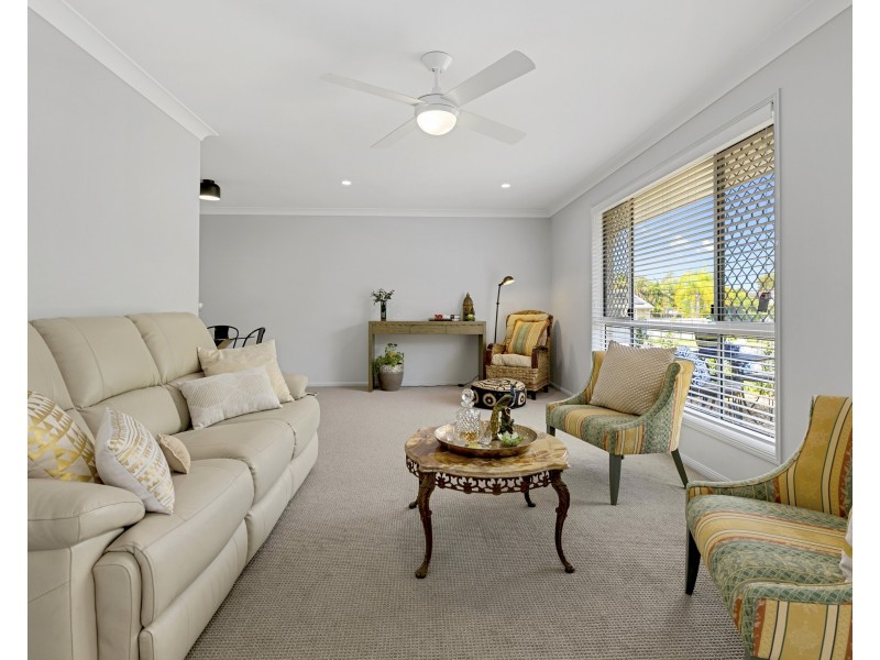 1 Coral Close, Manly West QLD 4179