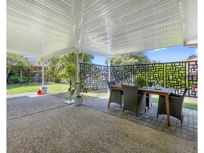 1 Coral Close, Manly West QLD 4179