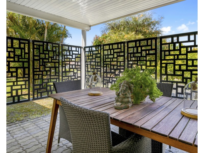 1 Coral Close, Manly West QLD 4179