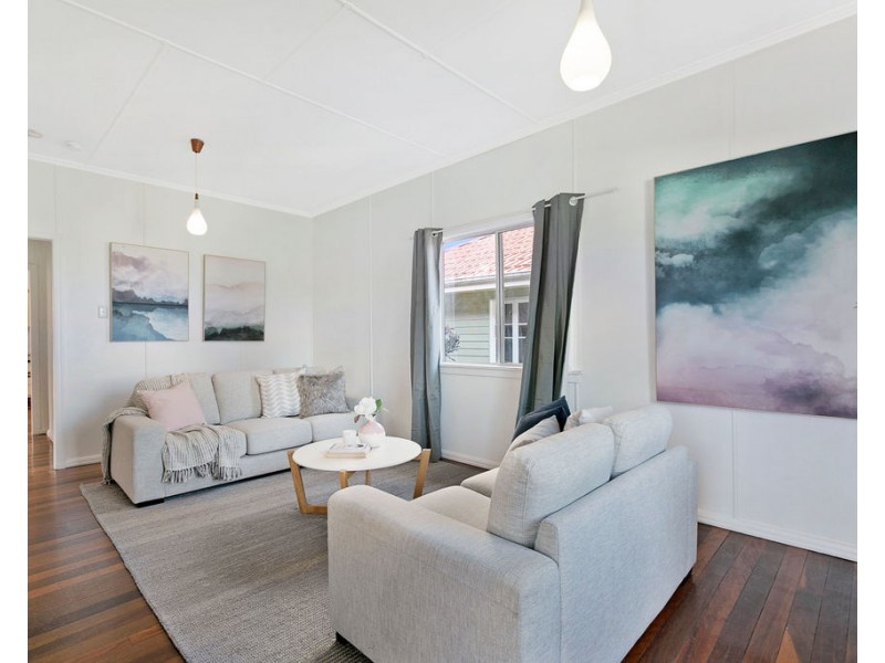 2304 Wynnum Road, Wynnum QLD 4178