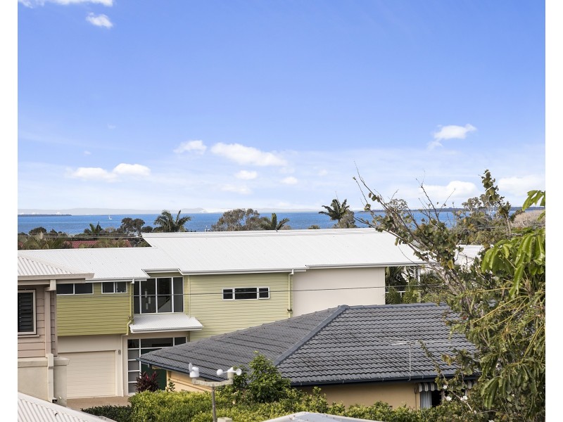 72 Kingsley Terrace, Wynnum QLD 4178
