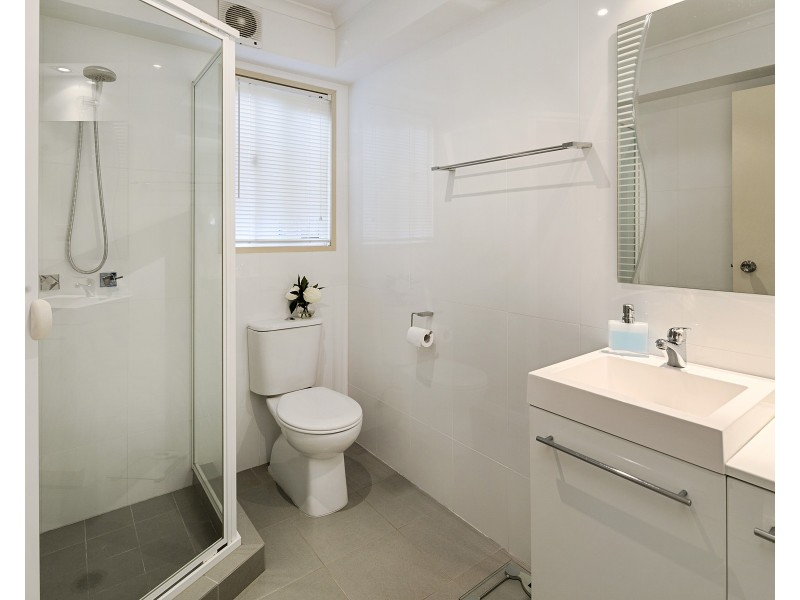 72 Kingsley Terrace, Wynnum QLD 4178
