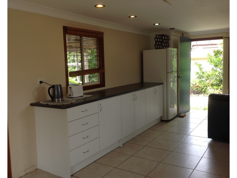 19 Mackenzie Street, Manly West QLD 4179