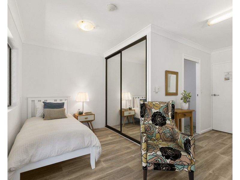 48/15 Carmichael Court, Wynnum West QLD 4178