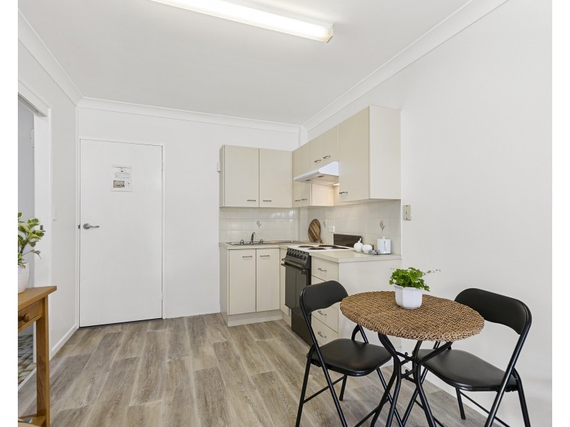48/15 Carmichael Court, Wynnum West QLD 4178