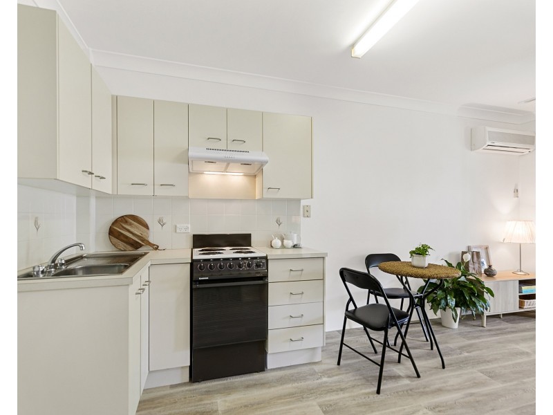 48/15 Carmichael Court, Wynnum West QLD 4178