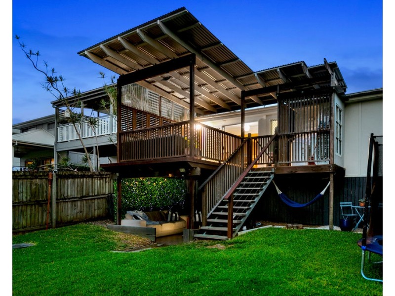 13 Ryder Street, Wynnum QLD 4178