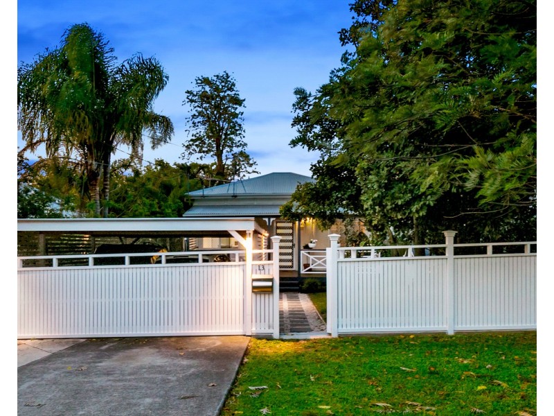 13 Ryder Street, Wynnum QLD 4178