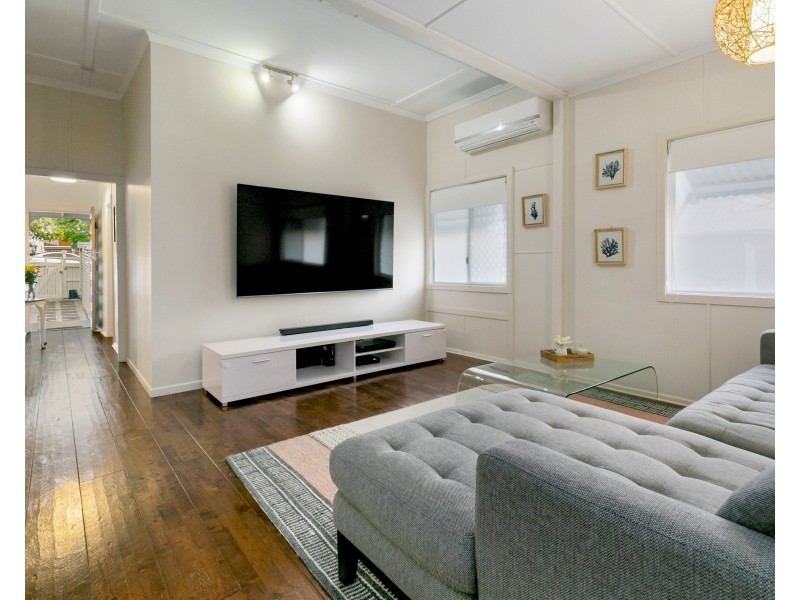 13 Ryder Street, Wynnum QLD 4178