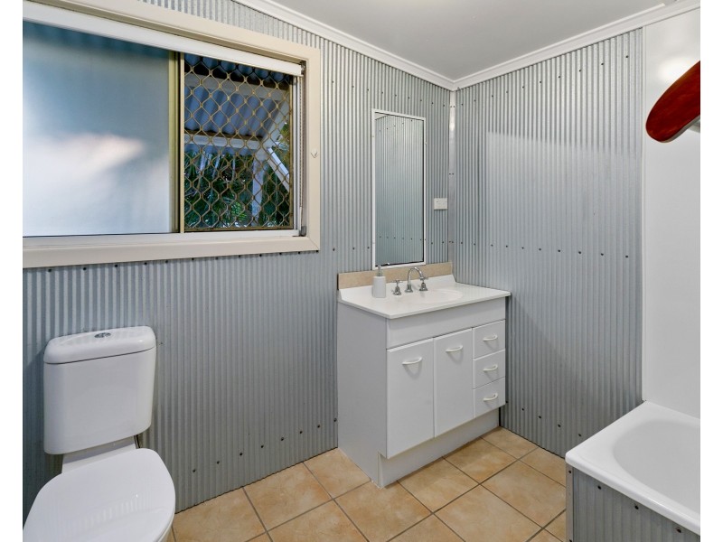 13 Ryder Street, Wynnum QLD 4178