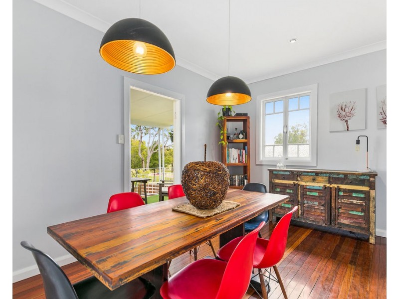 19 Sibley Road, Wynnum West QLD 4178