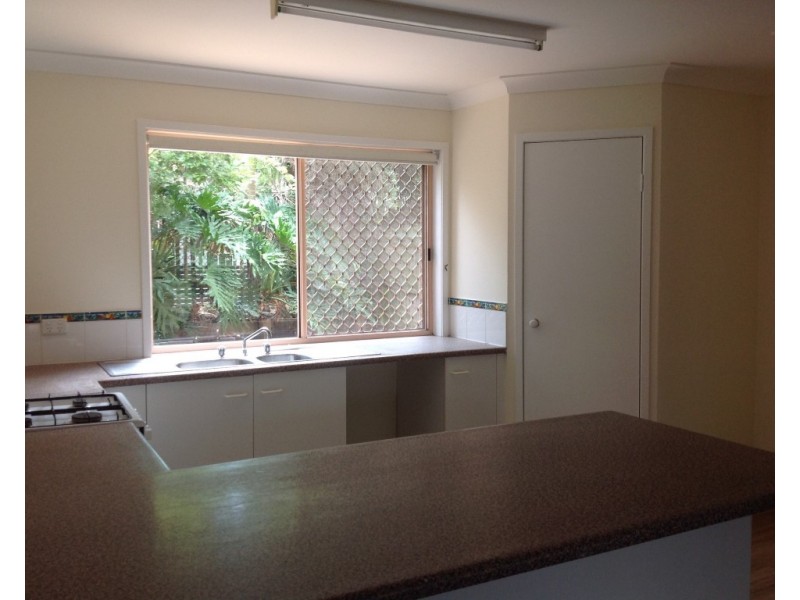 4/163 Kingsley Terrace, Manly QLD 4179