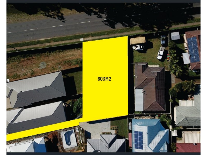 15 Wells Place, Wynnum West QLD 4178